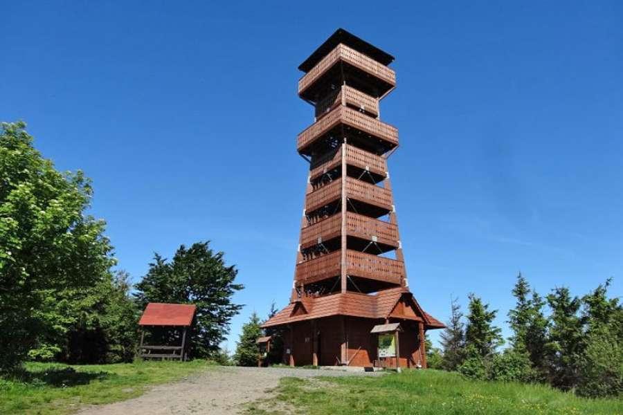 Velký Javorník (918 m) - rozhledna