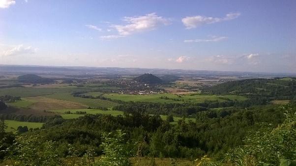 Petřkovická hůrka (608 m) a Petřkovické Lurdy